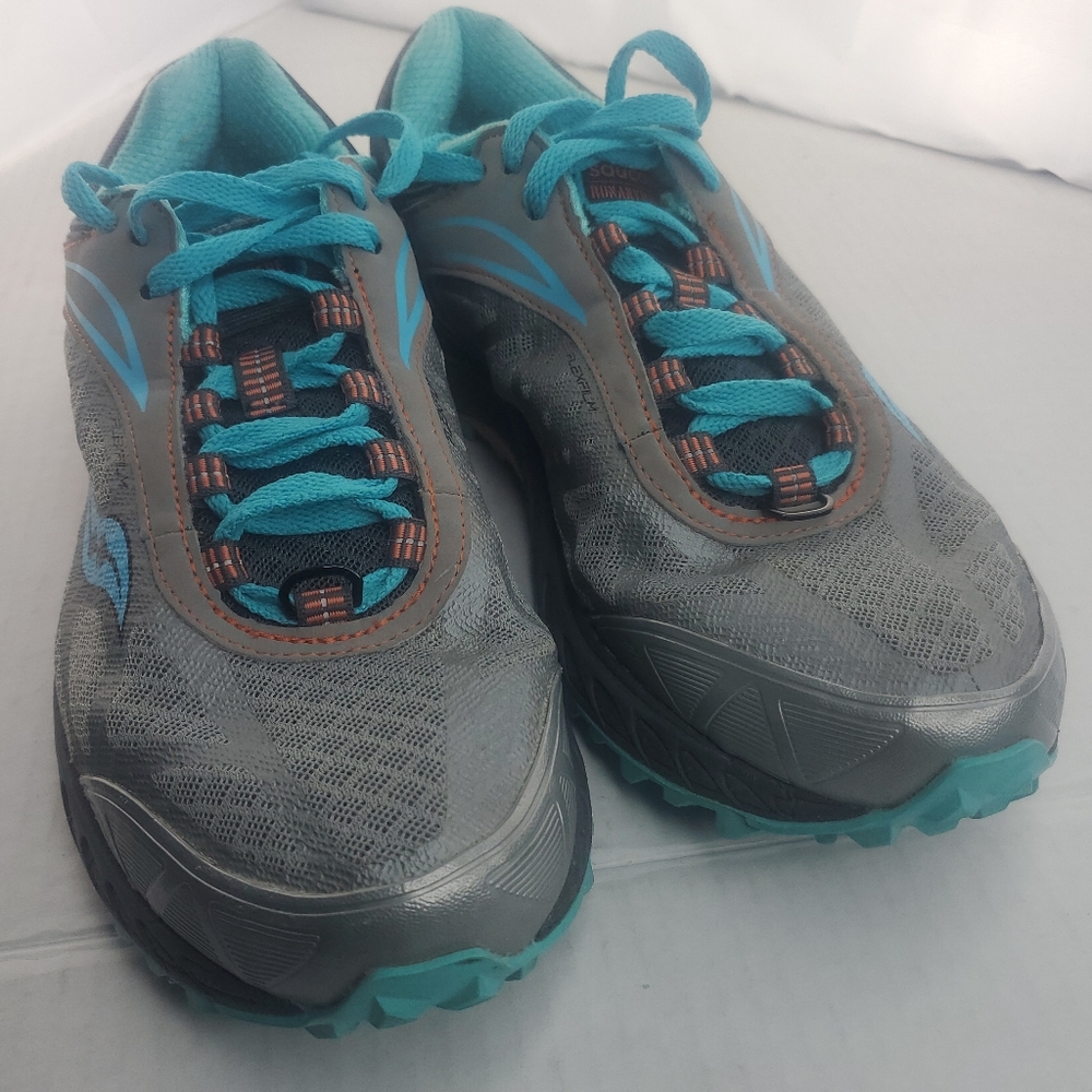 Saucony Peregrine 3.0 Blue/Yellow Running Shoes Womens Size 9.5 Trail Sneakers View 3